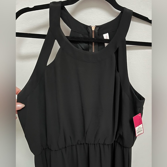 Black Maxi dress sheer from knee down - Picture 4 of 5